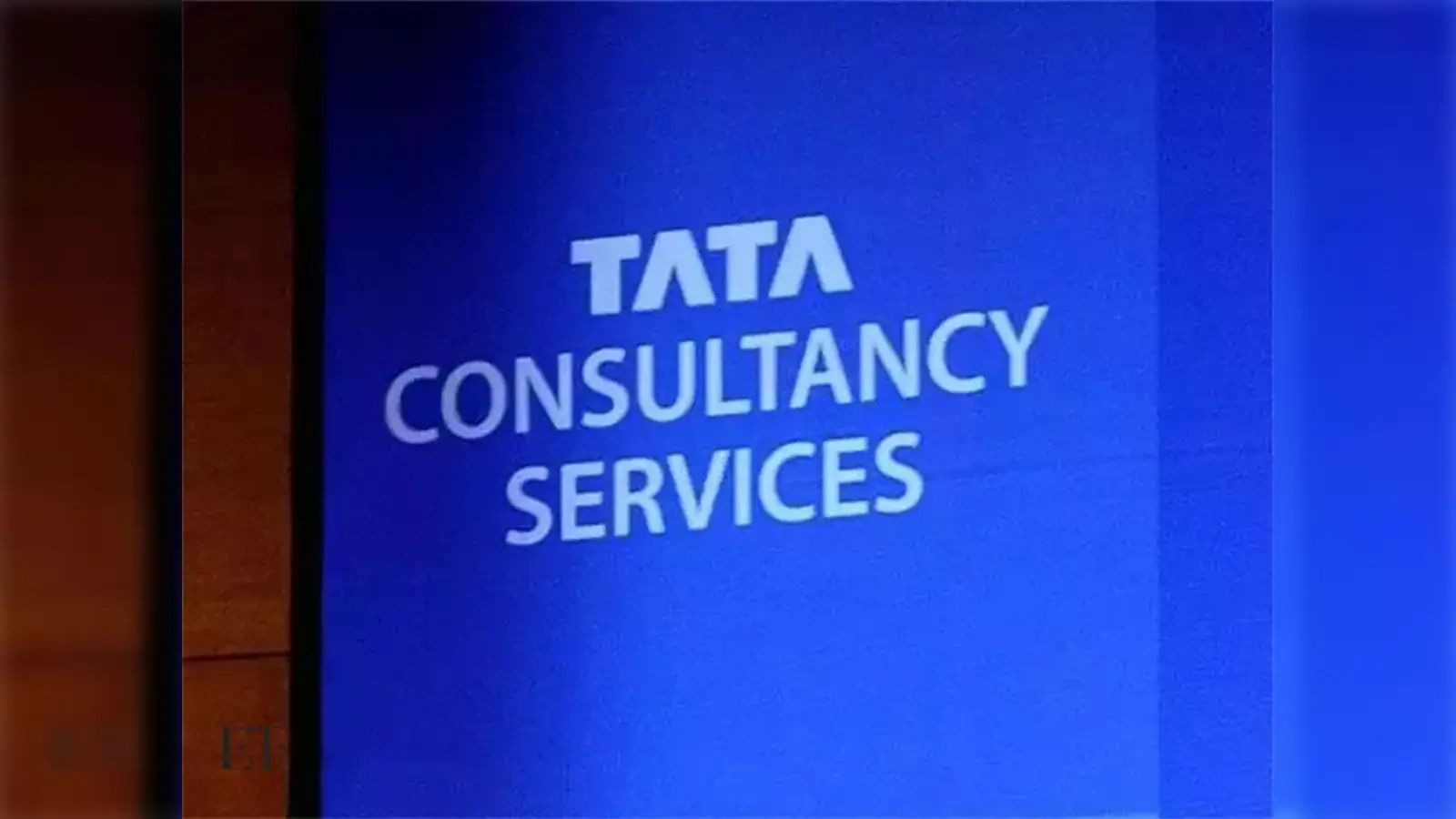 Tata Consultancy Services Senior Software Engineer Salary